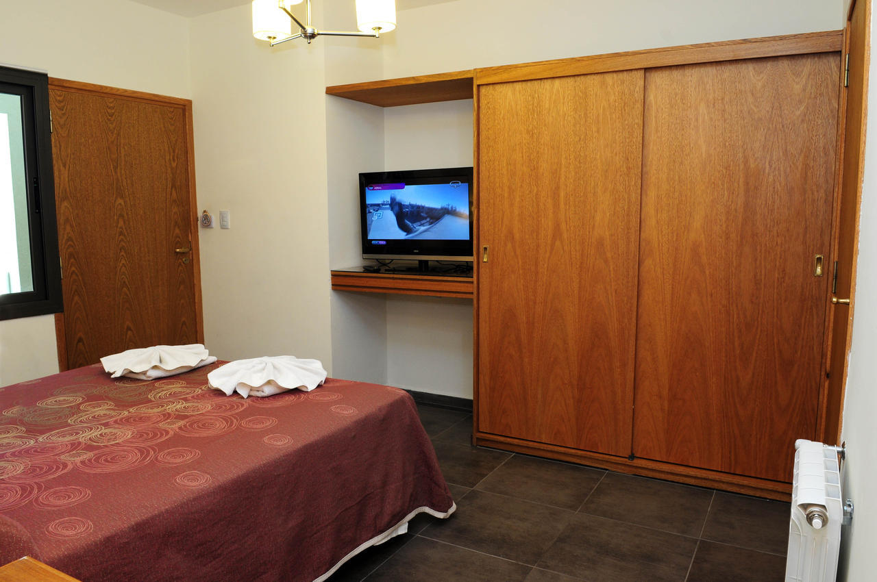 ויז'ה קרלוס פאס Hotel Ranqueles מראה חיצוני תמונה